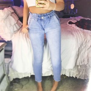 high waisted paperbag jeans!